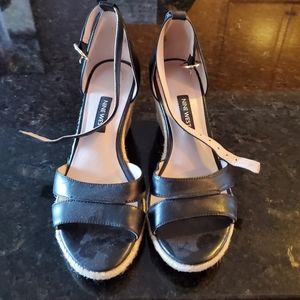 Leather wedge sandals